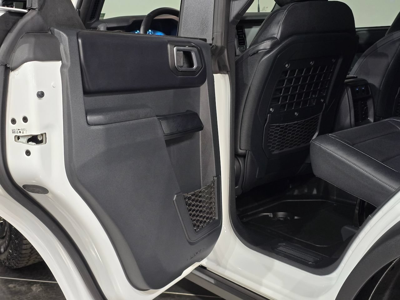 New 2025 Ford Bronco Badlands w/ Sasquatch Package AWD/4WD image 30
