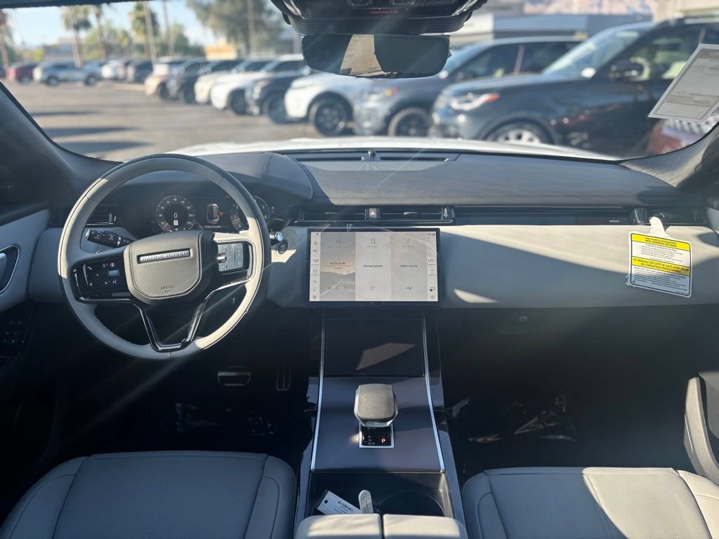 New 2026 Land Rover Range Rover Velar Dynamic SE AWD/4WD image 9