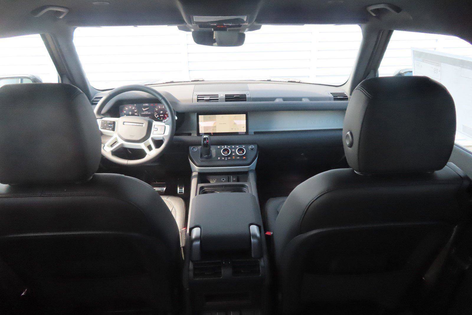Certified 2023 Land Rover Defender 90 S AWD/4WD image 5