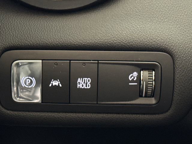 Used 2025 Chevrolet Blazer EV LT AWD/4WD image 36
