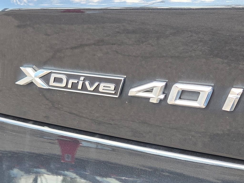 Used 2021 BMW X5 xDrive40i w/ Premium Package image 32