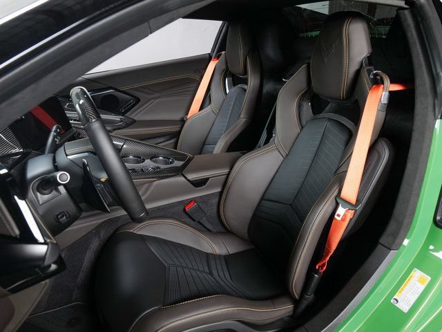 Used 2026 Chevrolet Corvette Z06 RWD image 5