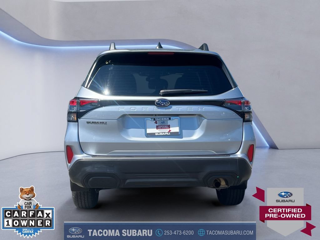 Used 2025 Subaru Forester Premium AWD/4WD image 4