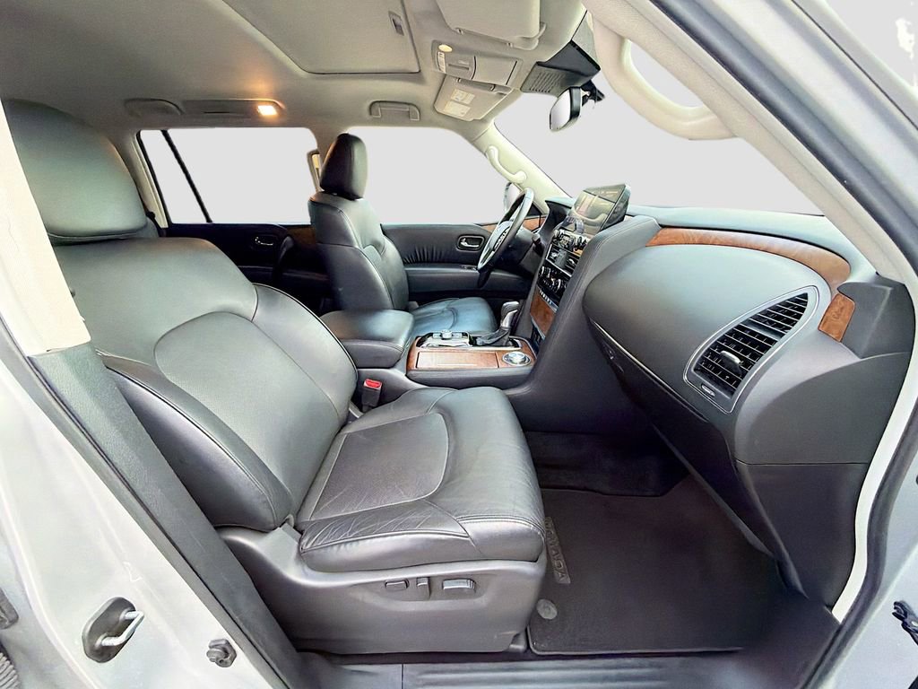 Used 2024 Nissan Armada SL image 14