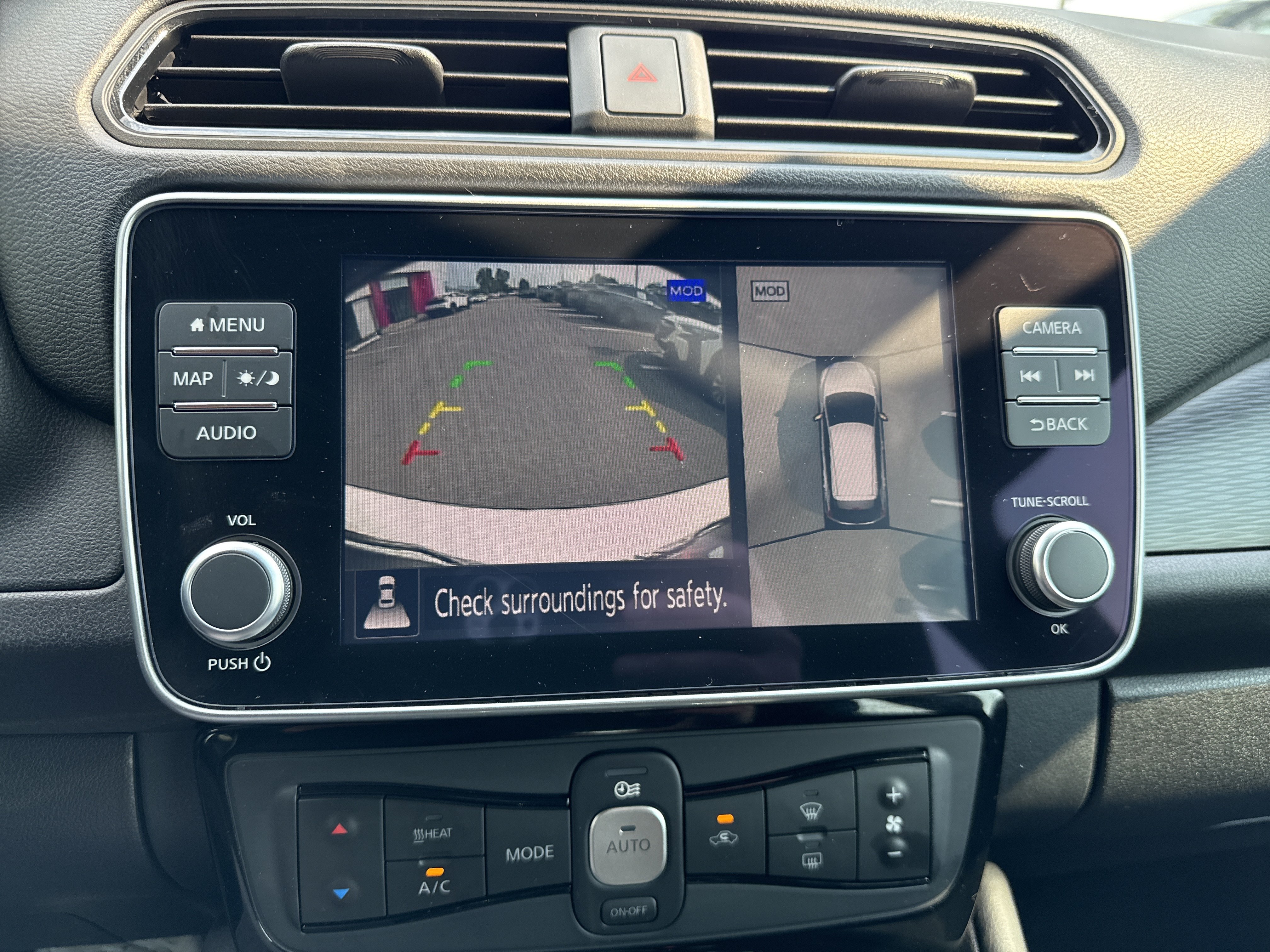 Certified 2025 Nissan Leaf SV Plus FWD image 26