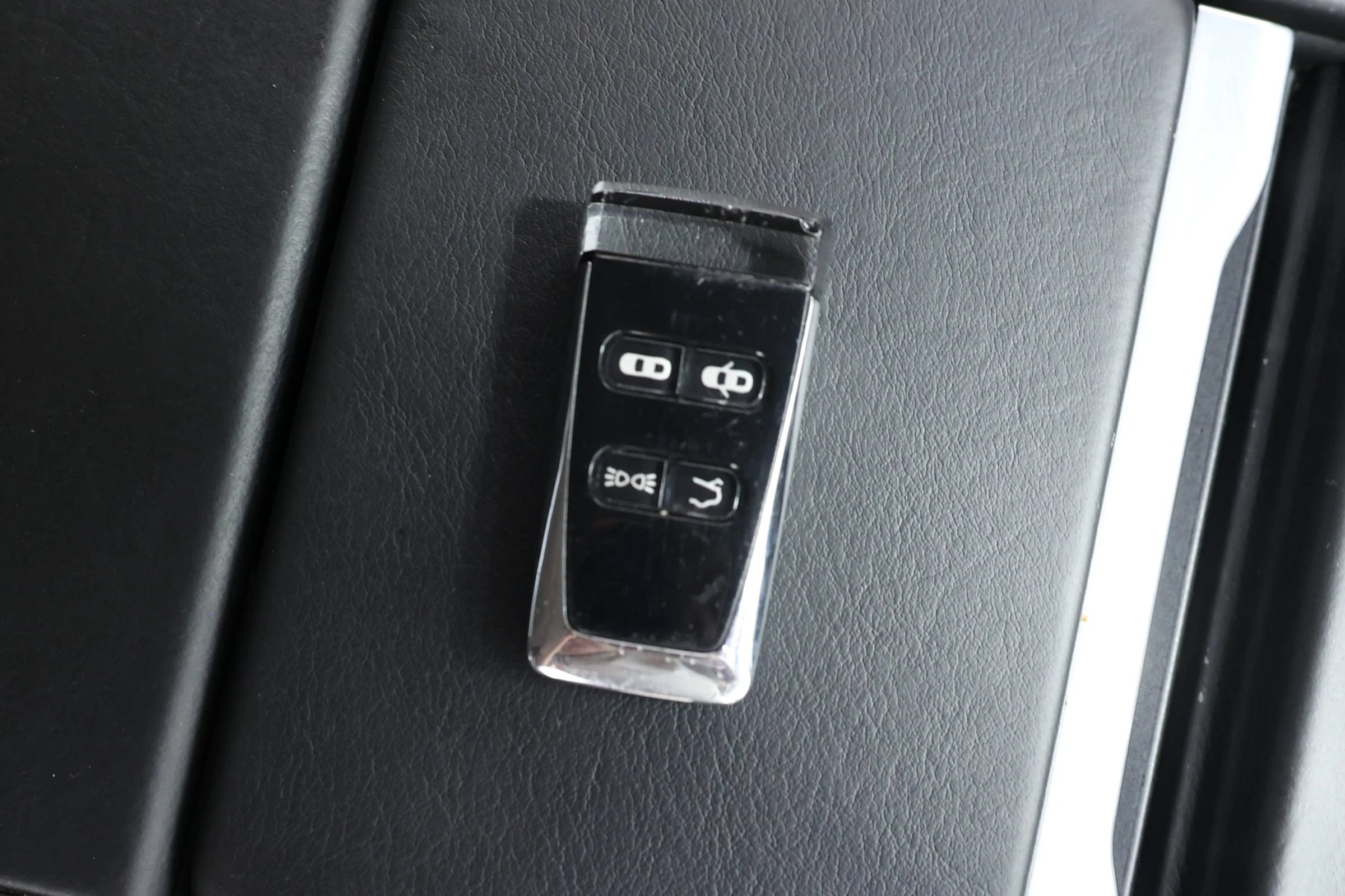 Used 2014 Aston Martin Rapide S RWD image 5