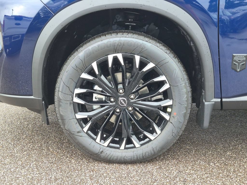 New 2026 Nissan Rogue Dark Armor AWD/4WD image 13