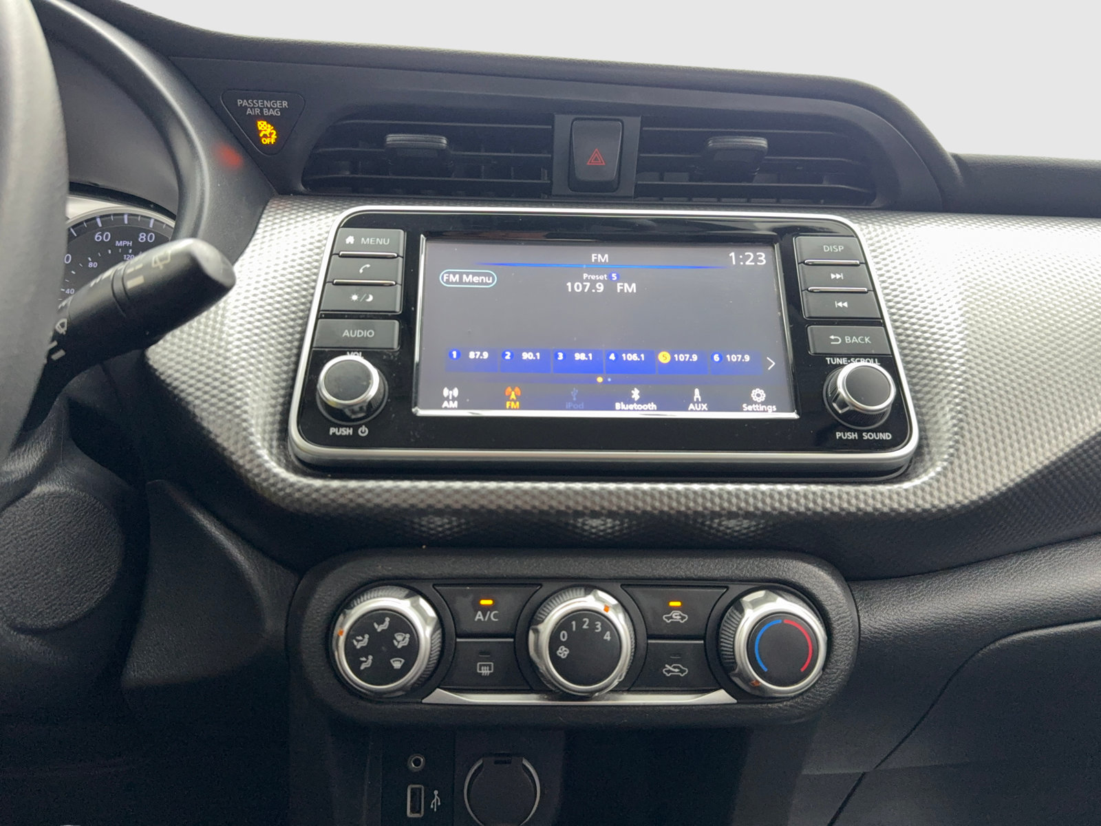 Used 2020 Nissan Kicks S FWD image 24