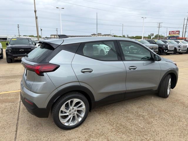 New 2027 Chevrolet Bolt LT w/ Comfort Package FWD image 5