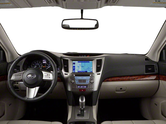 Used 2010 Subaru Outback 2.5i AWD/4WD image 5