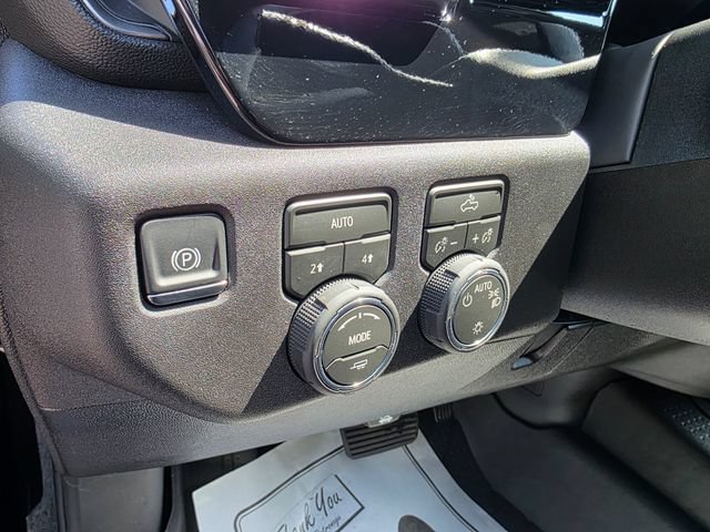 Used 2026 Chevrolet Silverado 1500 LT w/ LPO, Liner Protection Package AWD/4WD image 24