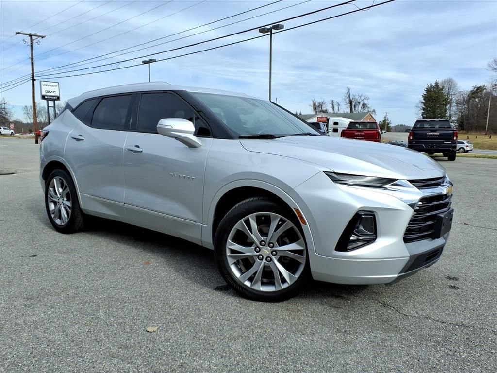 Used 2019 Chevrolet Blazer Premier w/ Sun and Wheels Package image 2