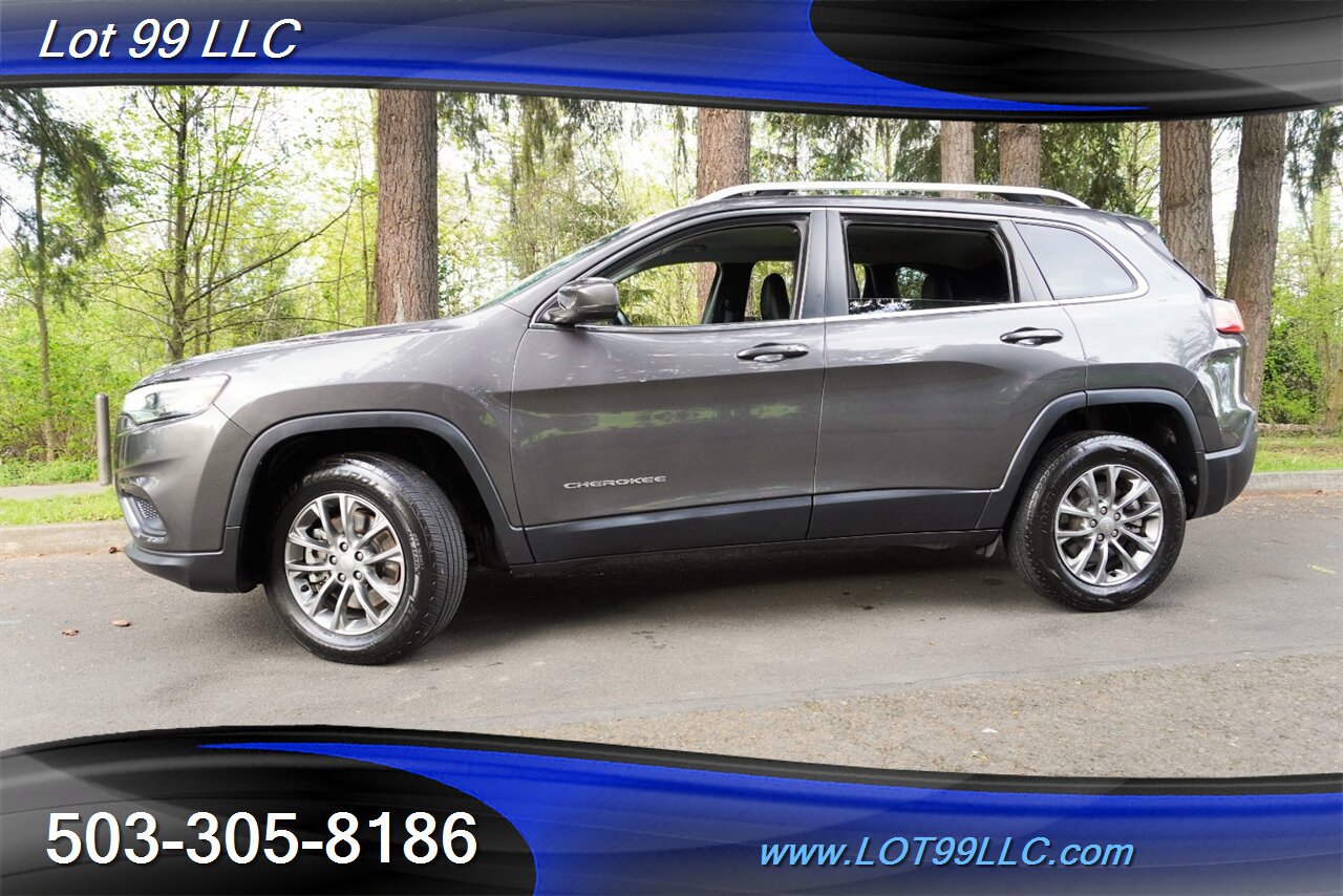 Used 2019 Jeep Cherokee Latitude Plus w/ Cold Weather Group AWD/4WD image 5