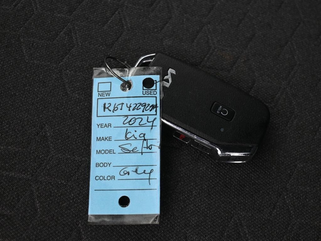 Used 2024 Kia Seltos S image 24
