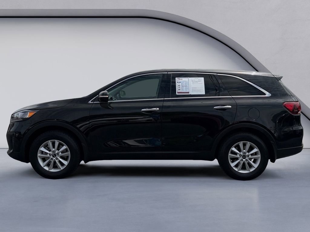 Used 2019 Kia Sorento L FWD image 2