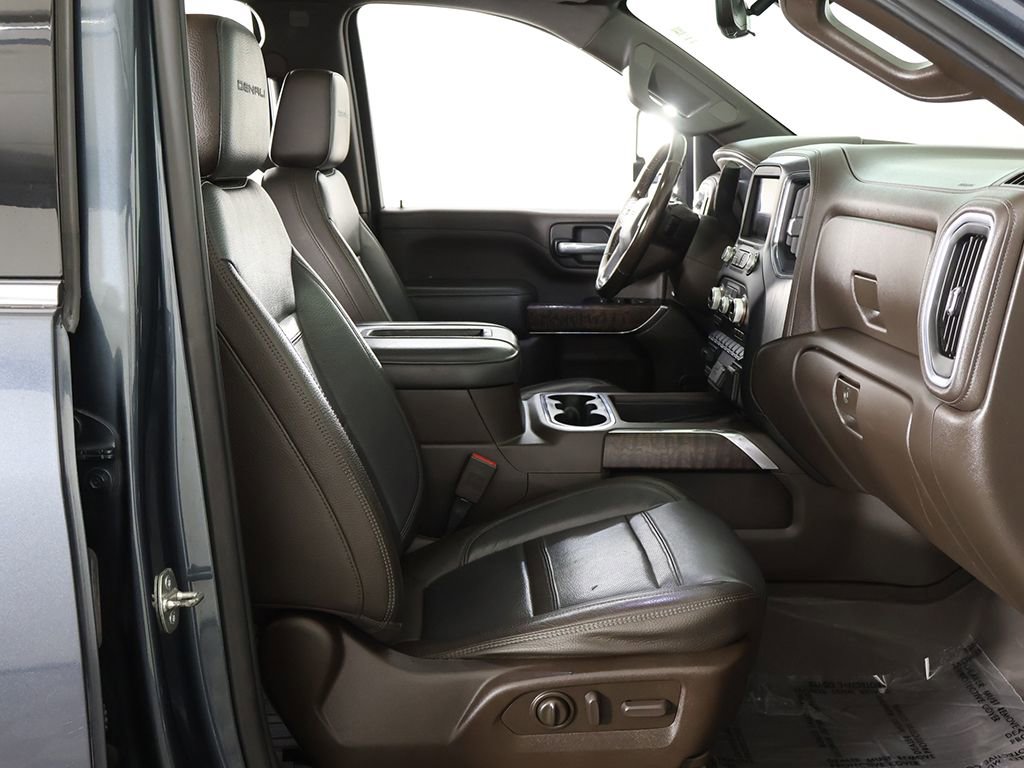 Used 2020 GMC Sierra 2500 Denali w/ Denali Ultimate Package AWD/4WD image 34