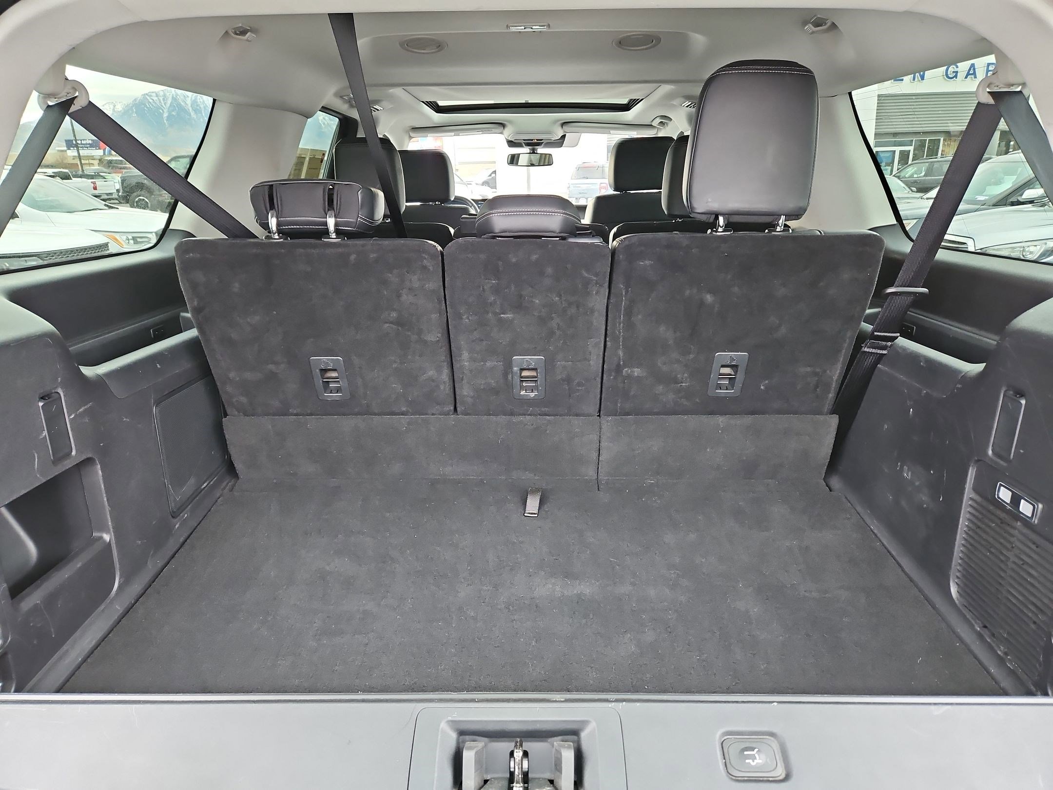 Used 2025 Ford Expedition Max Platinum image 33