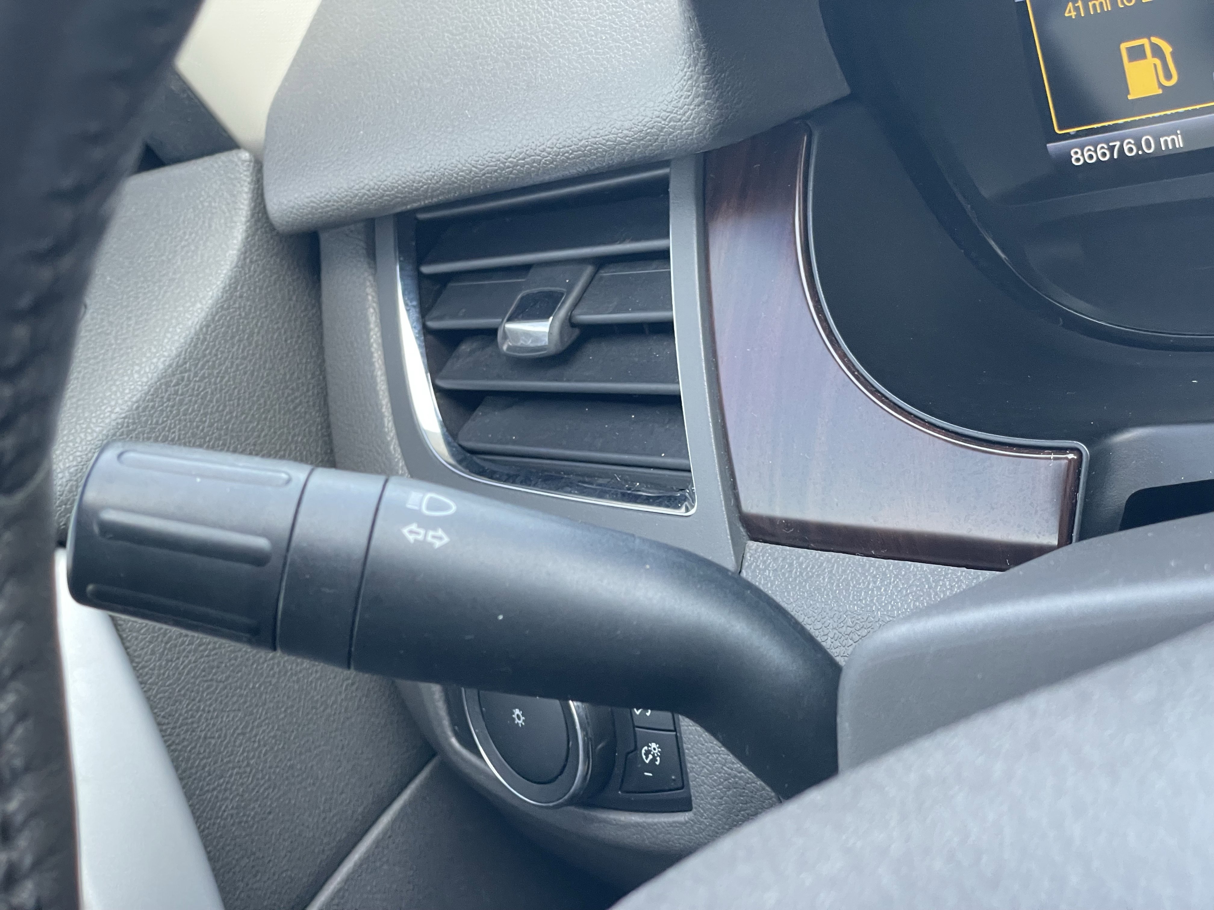 Used 2013 Ford Edge Limited AWD/4WD image 18