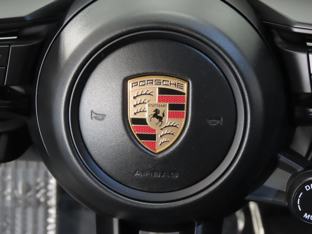 Certified 2026 Porsche Cayenne AWD/4WD image 18