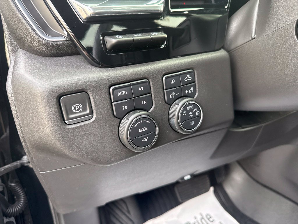 Used 2023 Chevrolet Silverado 1500 LTZ w/ LTZ Premium Package AWD/4WD image 26