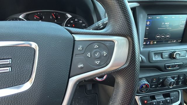 Used 2023 GMC Terrain SLE w/ Driver Convenience Package AWD/4WD image 14