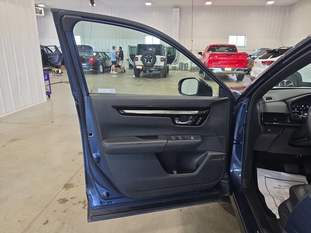 Used 2026 Honda CR-V Sport Touring image 25