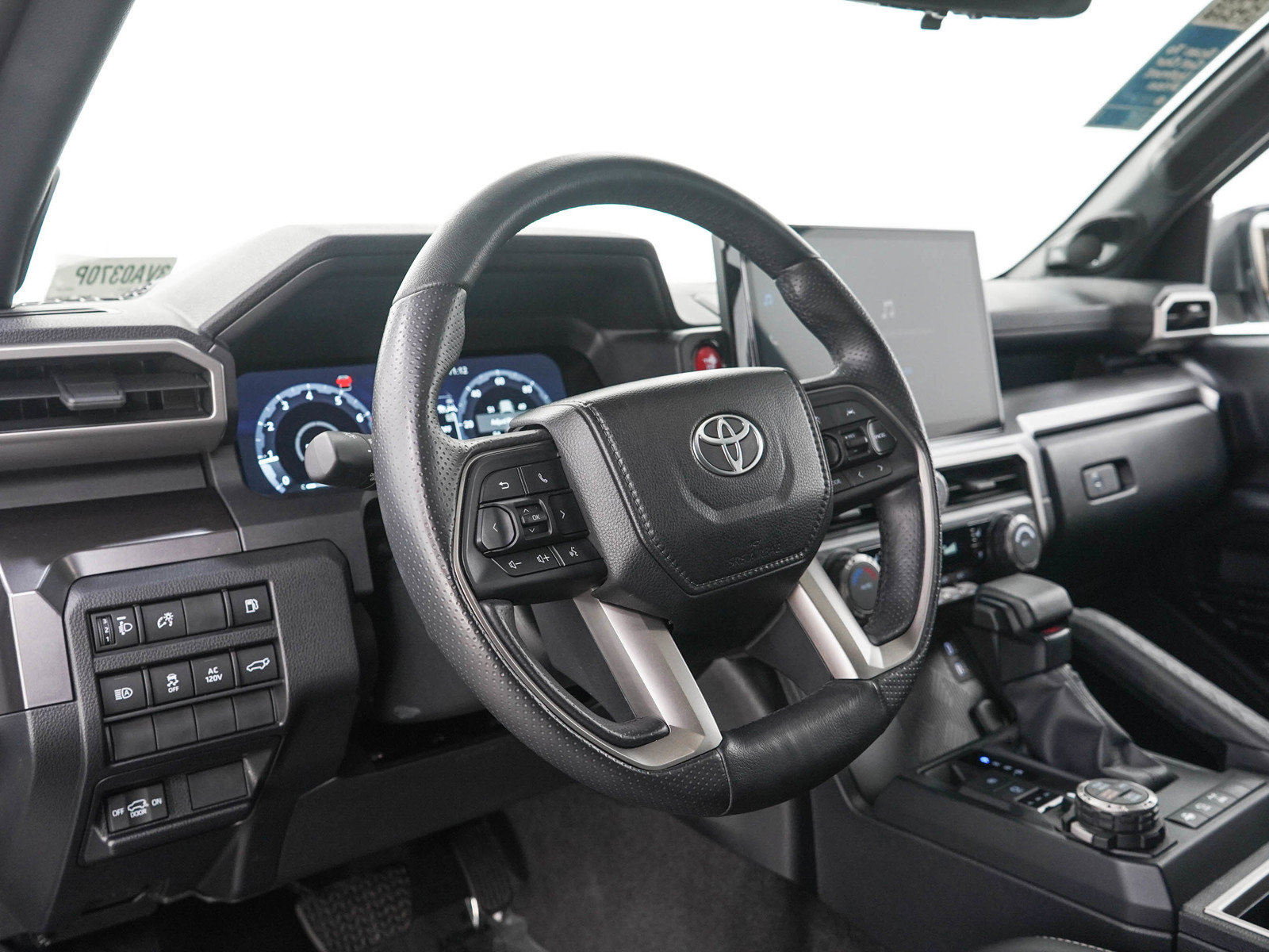 Used 2025 Toyota 4Runner TRD Off-Road Premium w/ Tow Technology Package AWD/4WD image 26