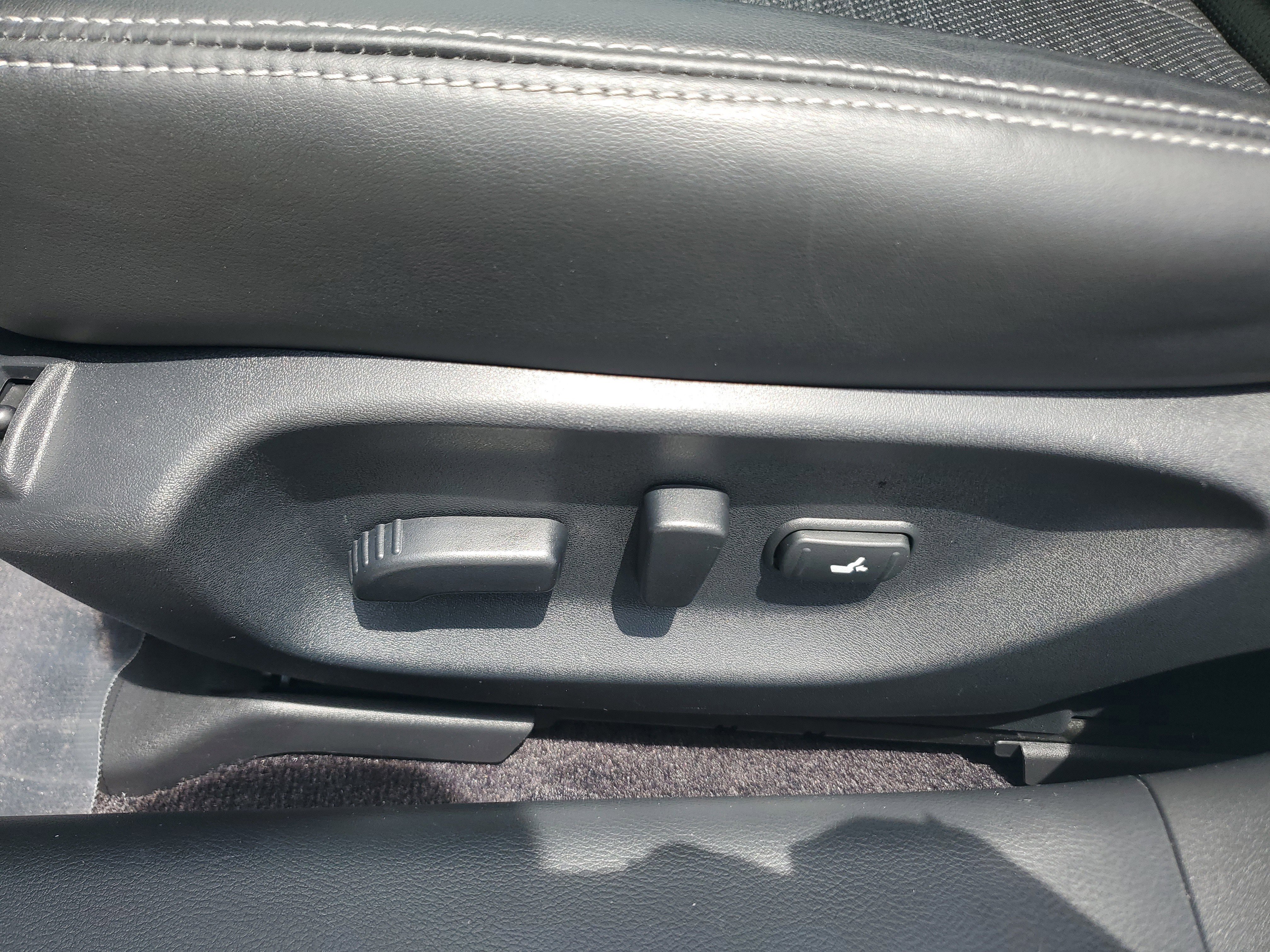 Used 2019 INFINITI Q50 Sport image 13