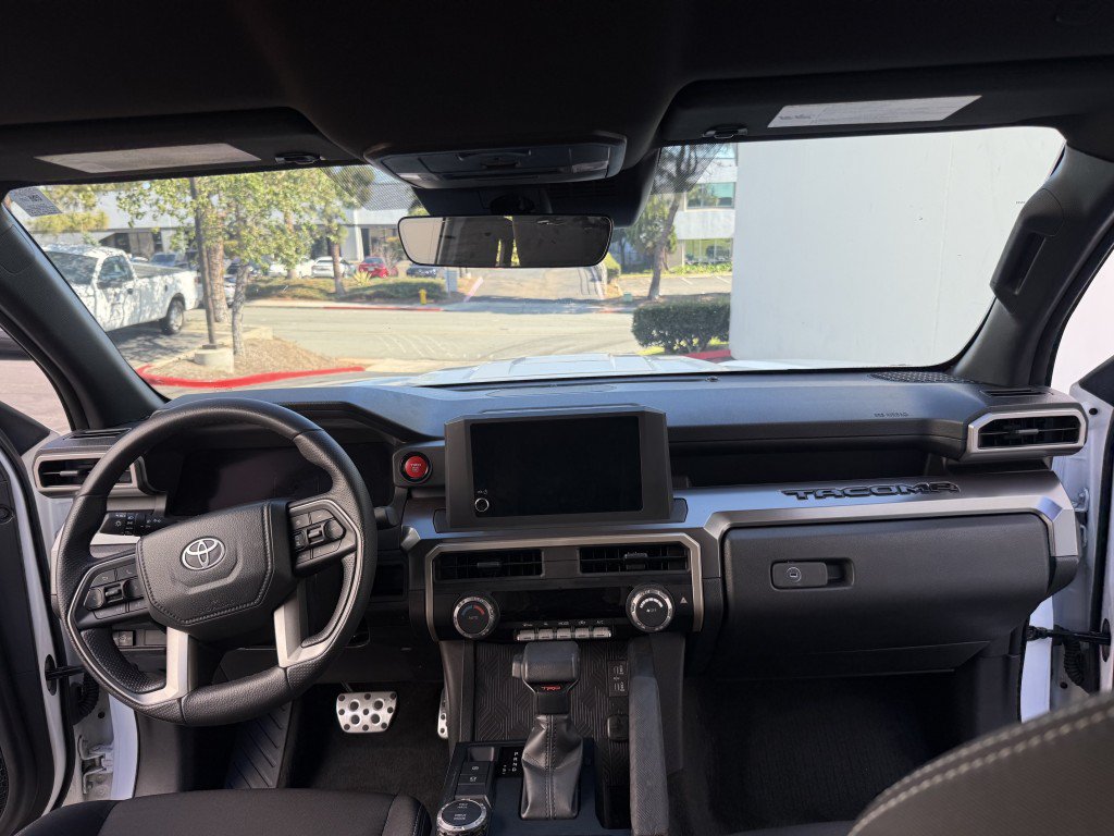 Used 2025 Toyota Tacoma TRD Sport RWD image 12