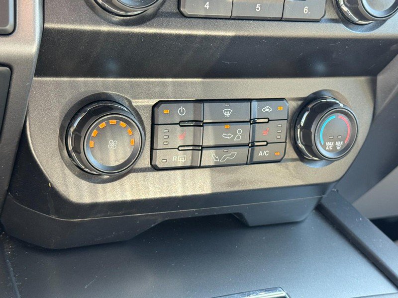 Used 2019 Ford F150 XLT w/ Equipment Group 302A Luxury AWD/4WD image 18