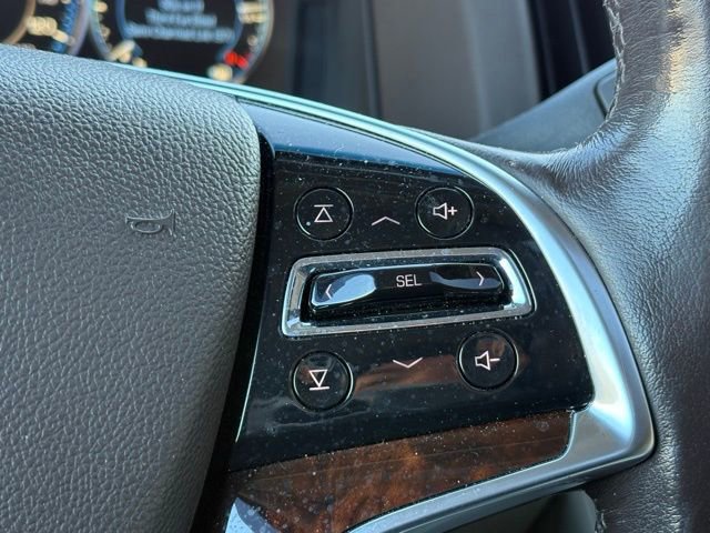 Used 2015 Cadillac Escalade Luxury image 20