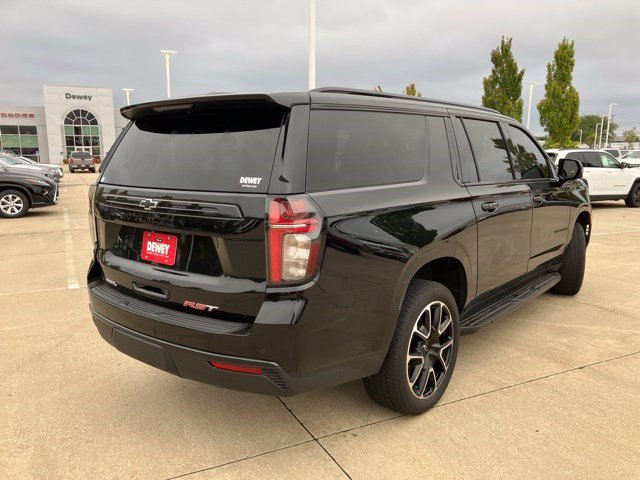 Used 2024 Chevrolet Suburban RST w/ Luxury Package AWD/4WD image 6