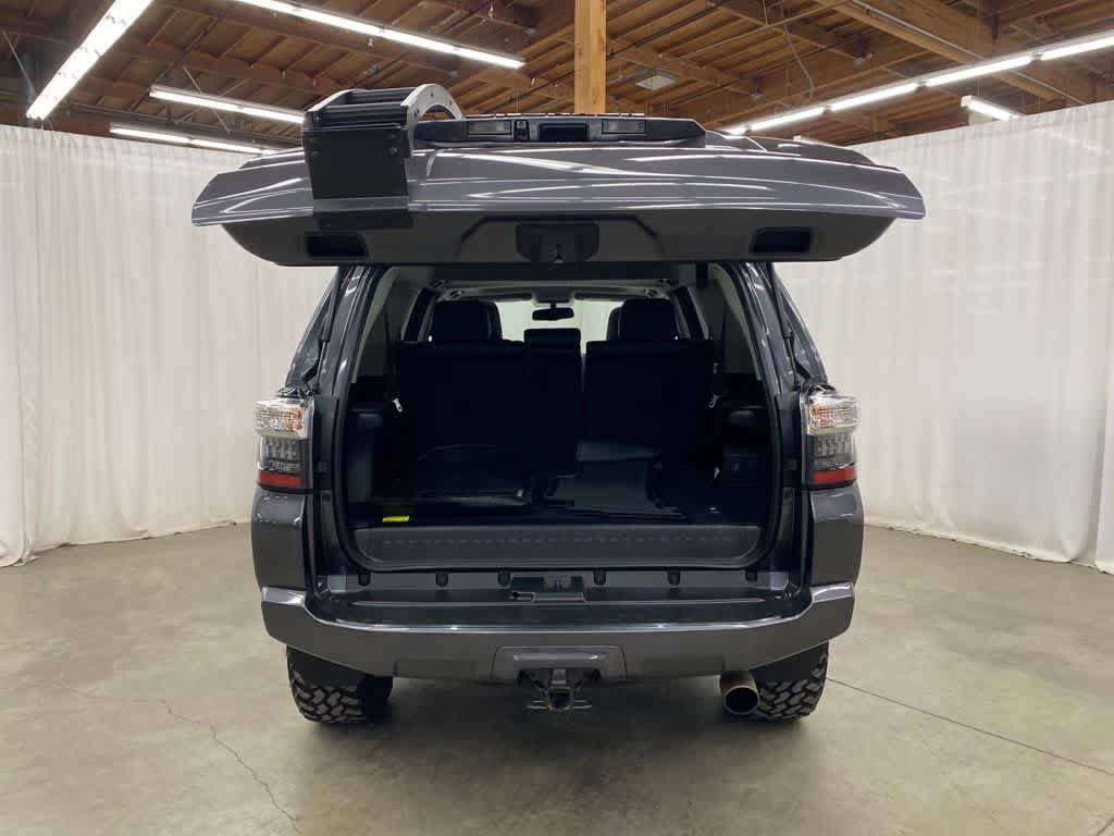 Used 2018 Toyota 4Runner SR5 Premium AWD/4WD image 28