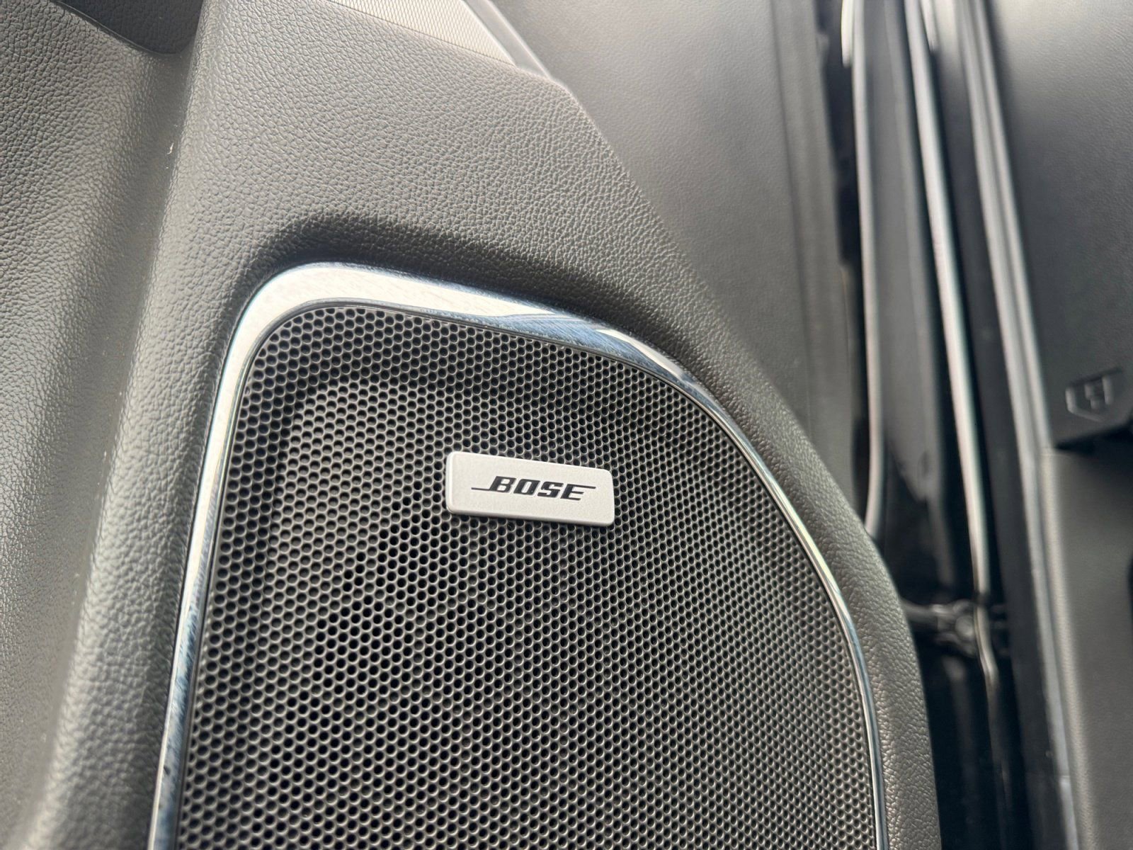 Used 2018 Chevrolet Silverado 1500 LTZ Z71 w/ LTZ Plus Package image 18