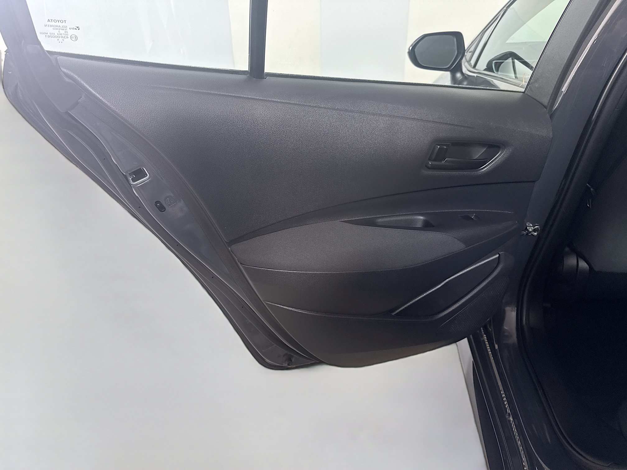 Used 2023 Toyota Corolla LE FWD image 25