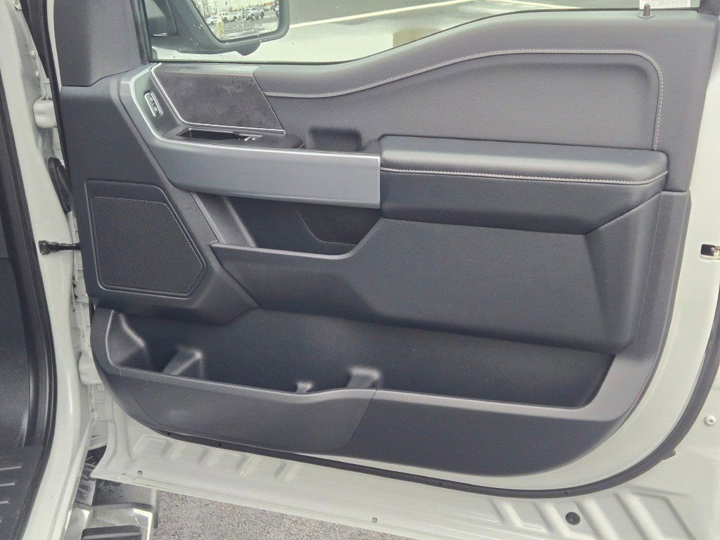 Used 2024 Ford F150 XLT w/ Mobile Office Package image 4