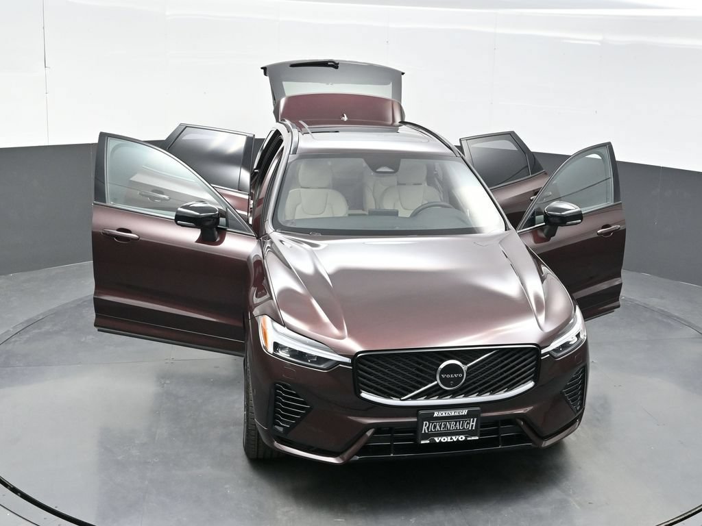 New 2026 Volvo XC60 T8 Plus w/ Climate Package AWD/4WD image 36