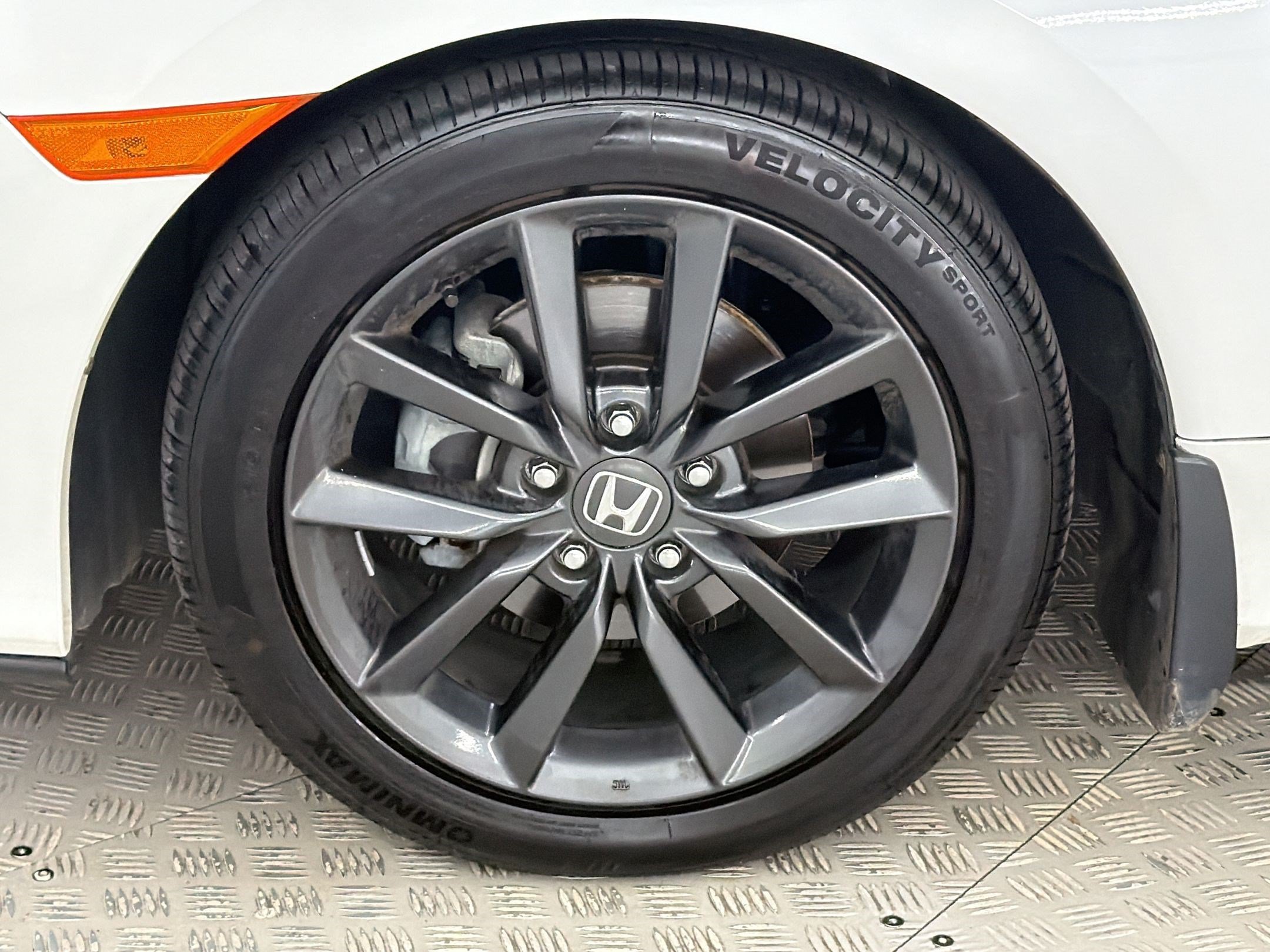 Used 2020 Honda Civic EX image 10