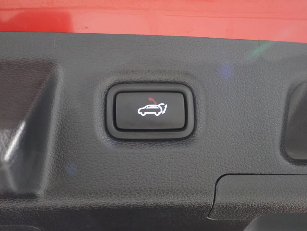 Used 2022 Hyundai Santa Fe SEL w/ Convenience + Premium Package AWD/4WD image 21