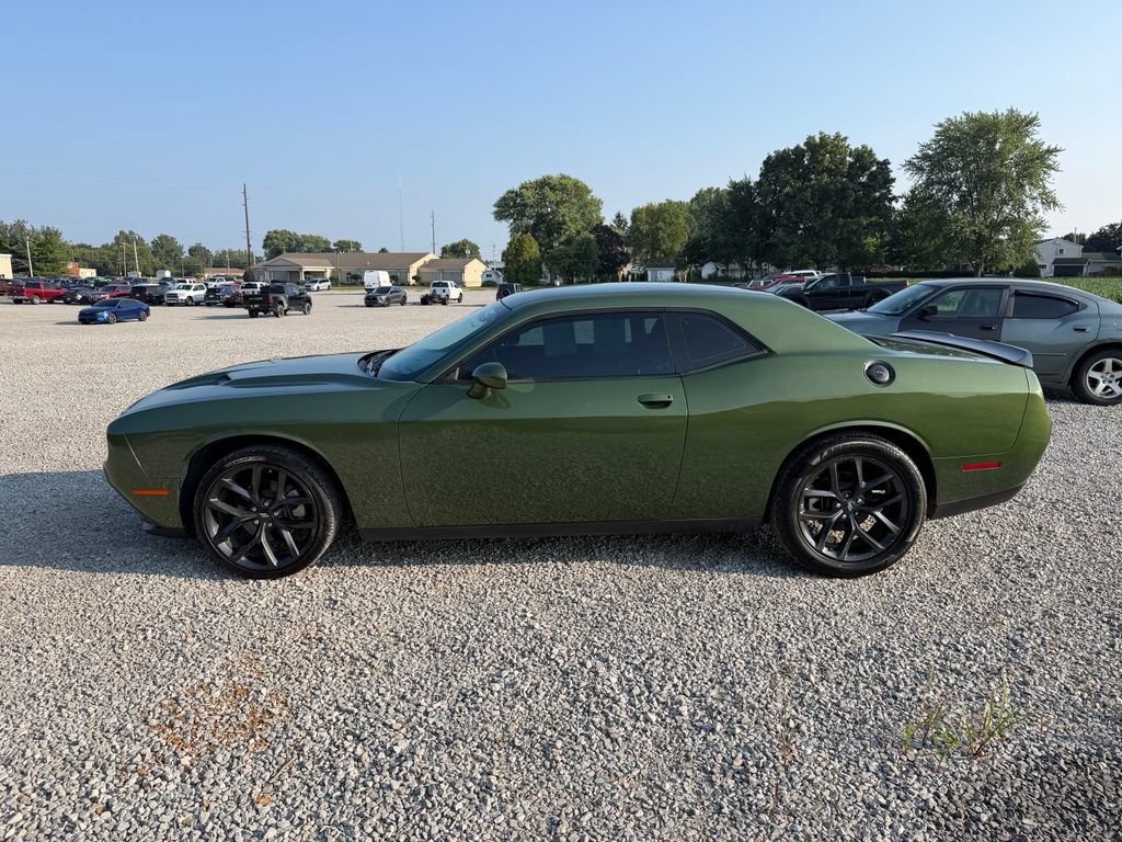 Used 2023 Dodge Challenger SXT w/ Blacktop Package RWD image 4