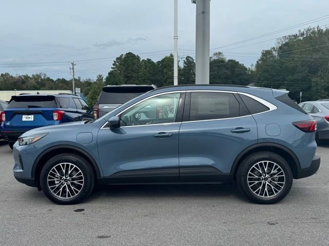 New 2026 Ford Escape SE w/ PHEV Premium Package video 2