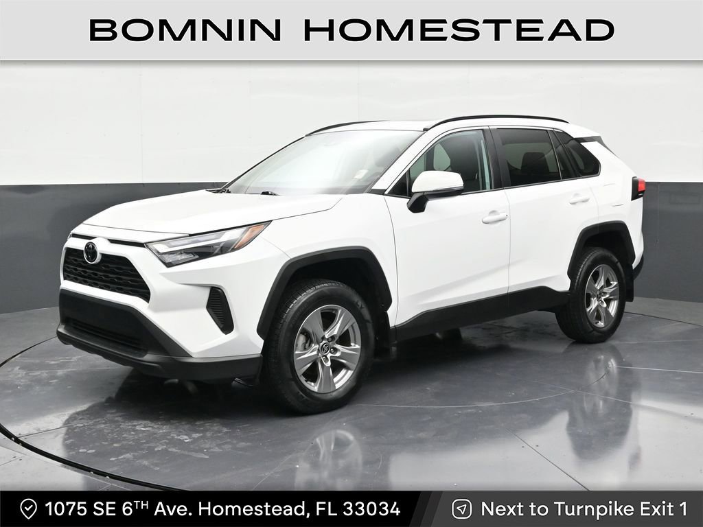 Used 2024 Toyota RAV4 XLE w/ Convenience Package image 1