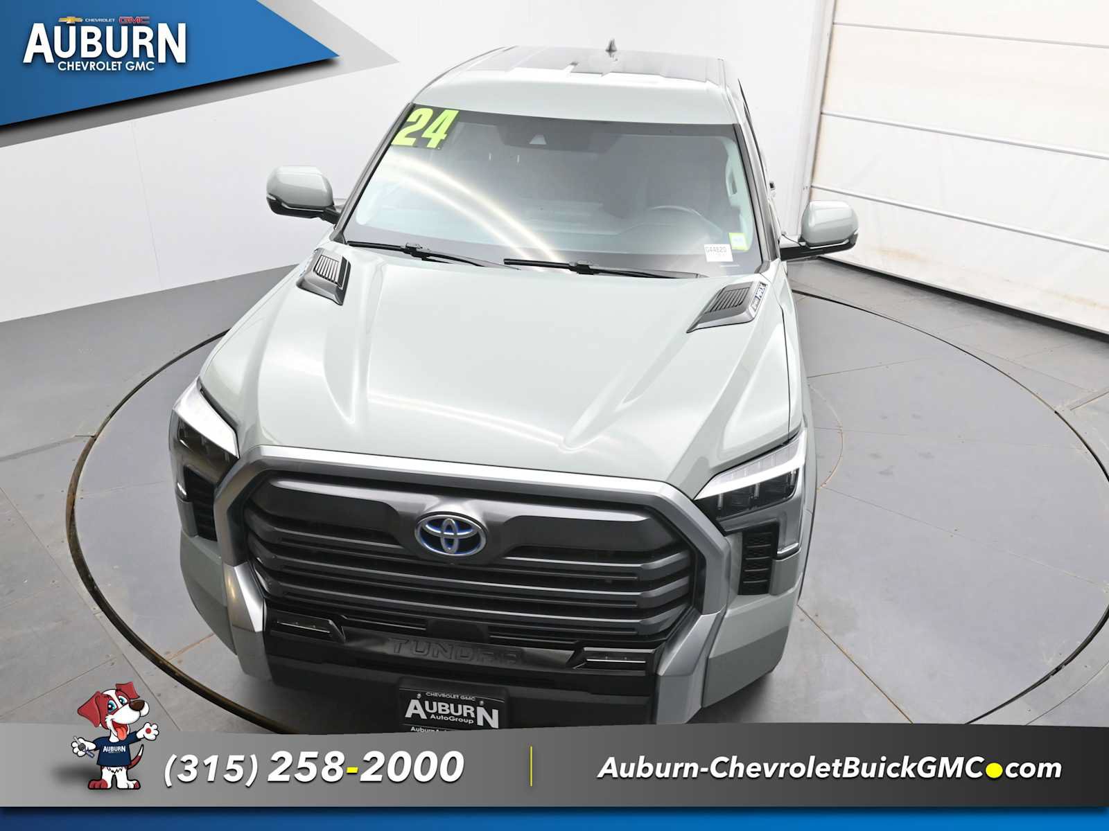 Used 2024 Toyota Tundra Limited AWD/4WD image 27