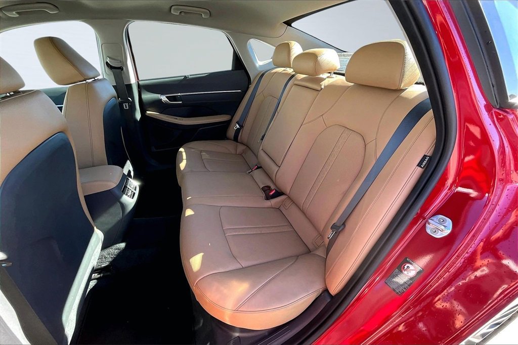 Used 2022 Hyundai Sonata Limited w/ Cargo Package image 18