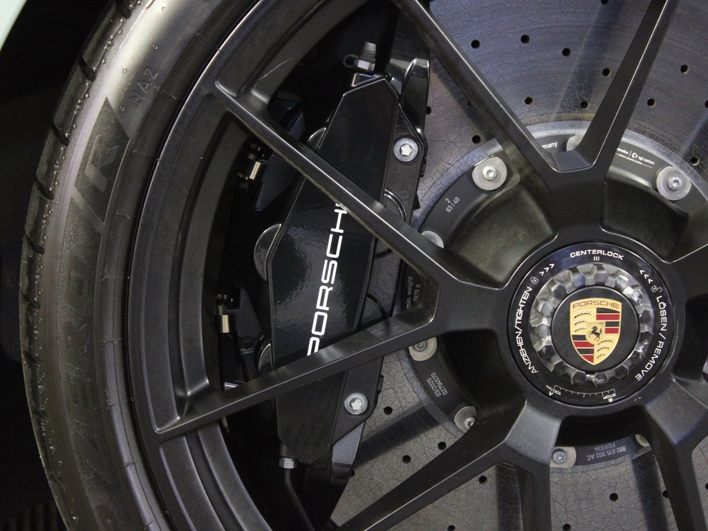 Used 2025 Porsche 911 Carrera 4 GTS image 42