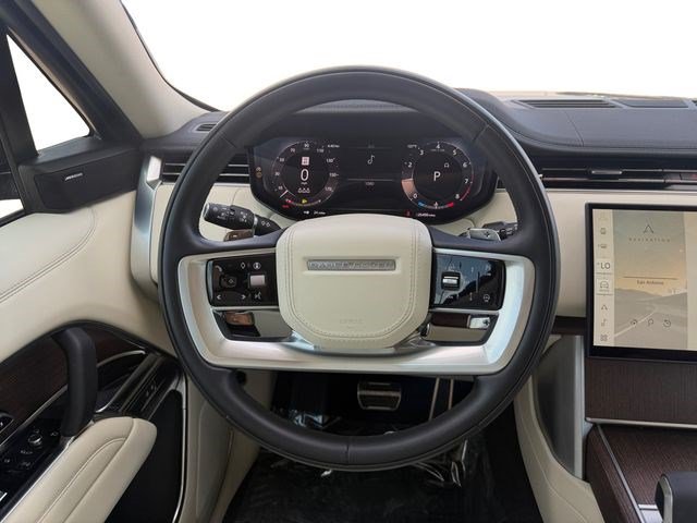 Used 2024 Land Rover Range Rover SE AWD/4WD image 13