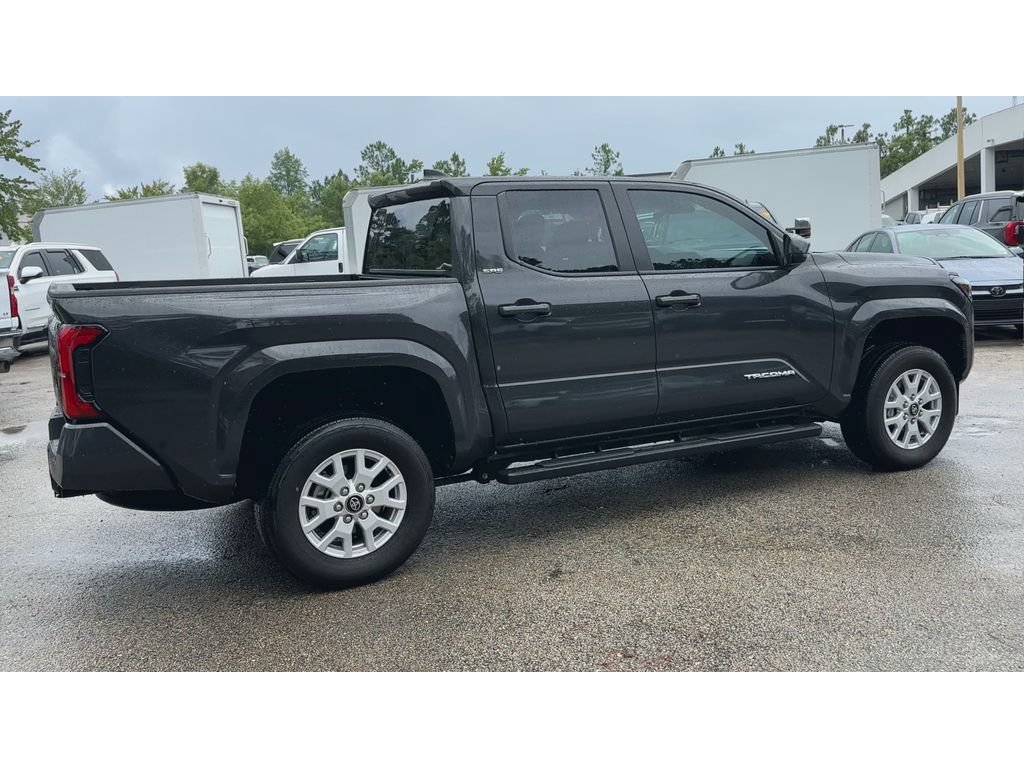 Used 2025 Toyota Tacoma SR5 RWD image 9