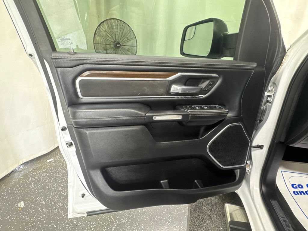 Used 2021 RAM 1500 Laramie AWD/4WD image 11