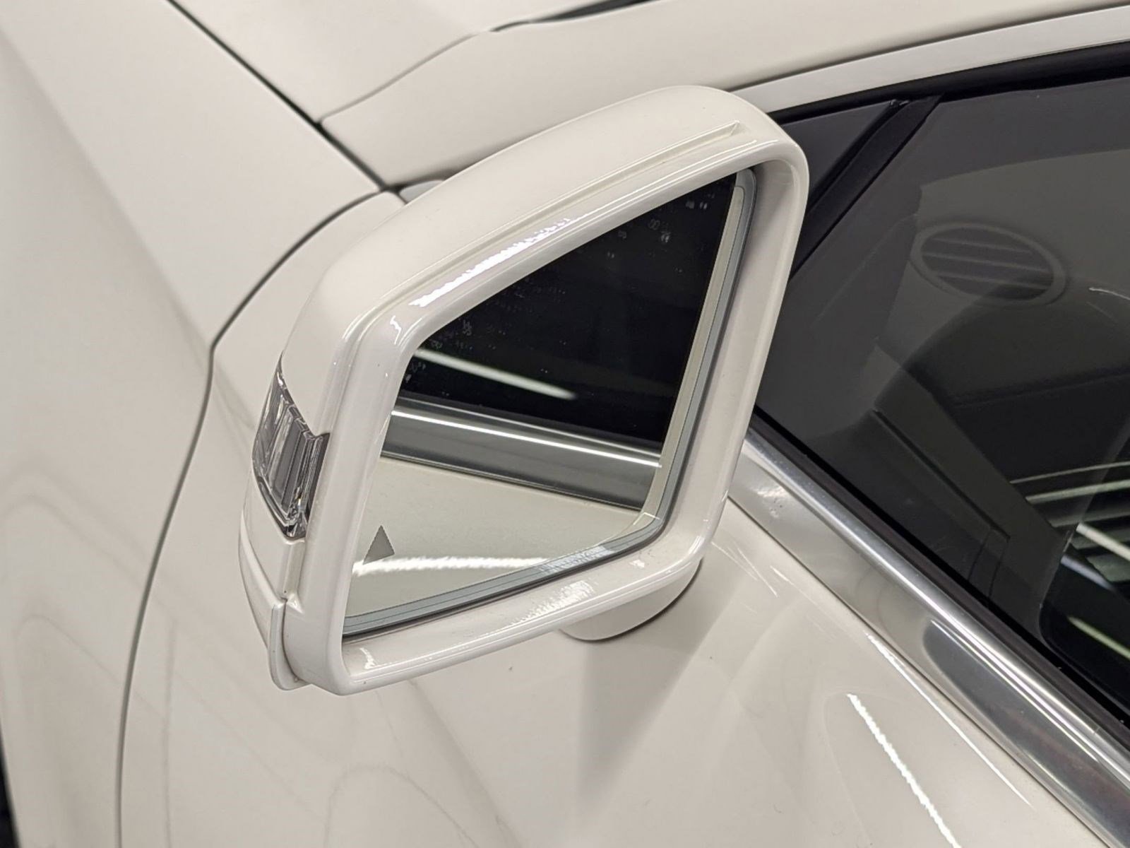 Used 2013 Mercedes-Benz CLS 550 4MATIC image 32