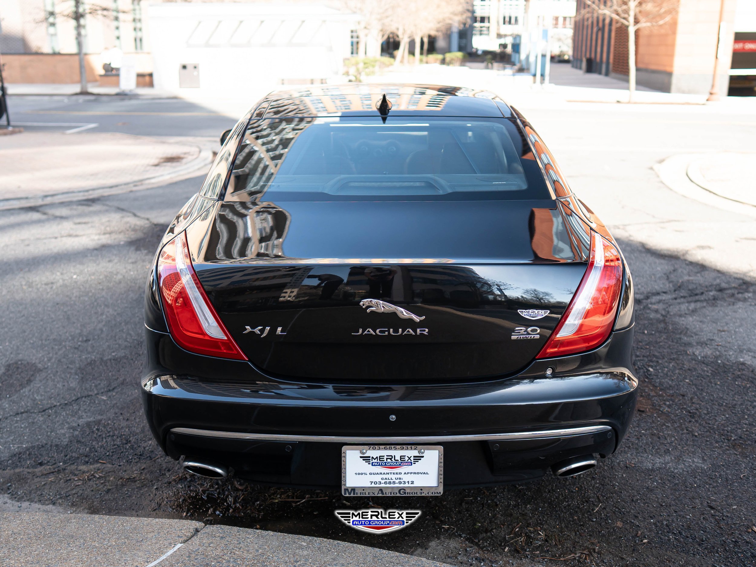 Used 2018 Jaguar XJ L Portfolio image 6